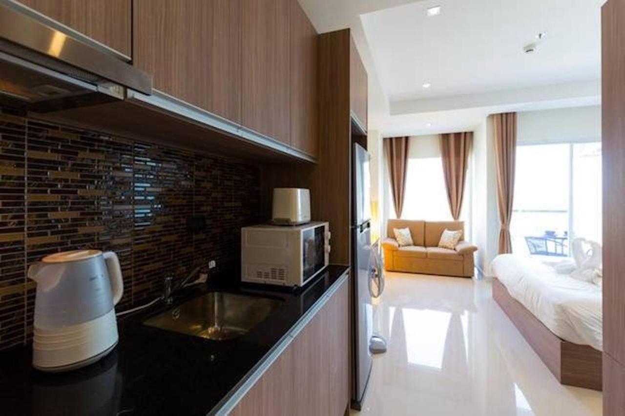 Nam Talay Jomtien Beach Exterior foto